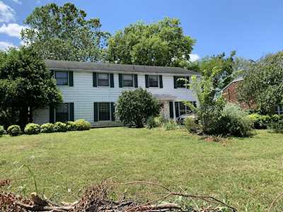 651 Harding Pl Nashville, TN 37211
