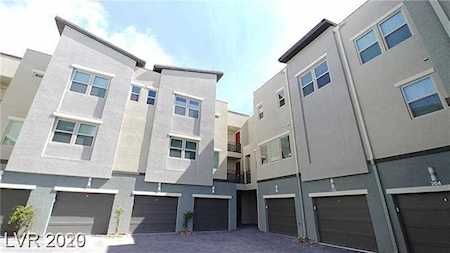 11290 Hidden Peak Ave #305 Las Vegas, NV 89135