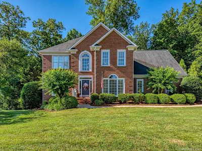 5392 Shannamara Dr Matthews, NC 28104