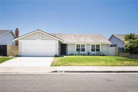 5582 Kern Drive Huntington Beach, CA 92649