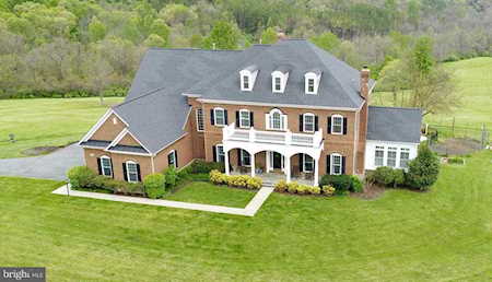 22077 Oatlands Rd Aldie, VA 20105