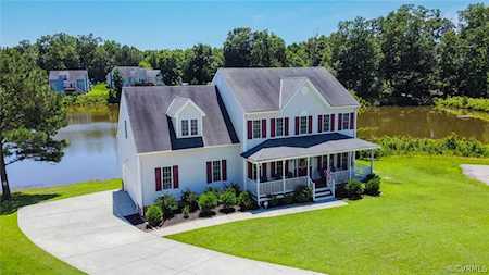 6623 Snow Geese Ln Prince George, VA 23875