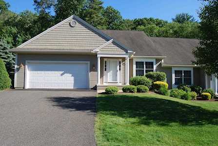 75 Shadow Brook Est #75 South Hadley, MA 01075