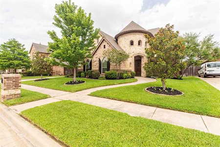 8008 Camino Drive North Richland Hills, TX 76182