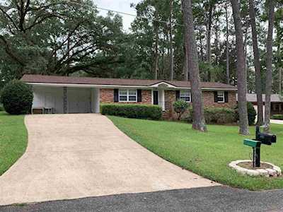 1917 Sharon Road Tallahassee, FL 32303