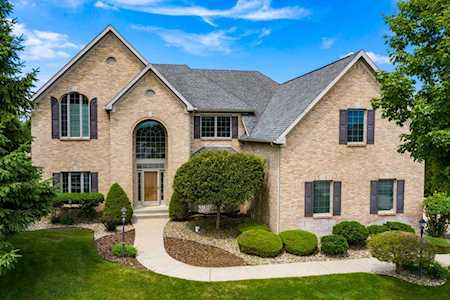 51421 Amesburry Way Granger, IN 46530