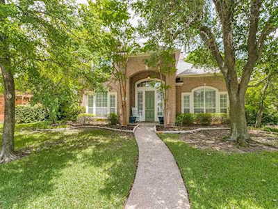 630 Lake Park Drive Coppell, TX 75019