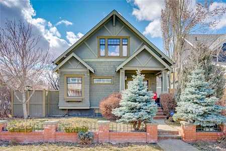 1815 7 Street SW Calgary, AB T2T 2W8