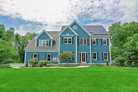 10 Morgans Way Holliston, MA 01746