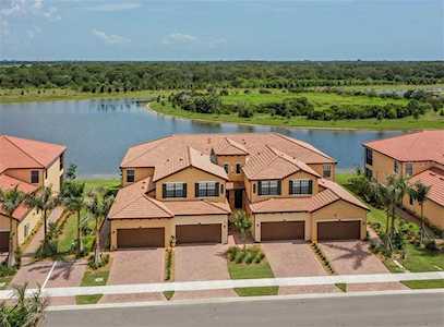 10789 Tarflower Dr Venice, FL 34293