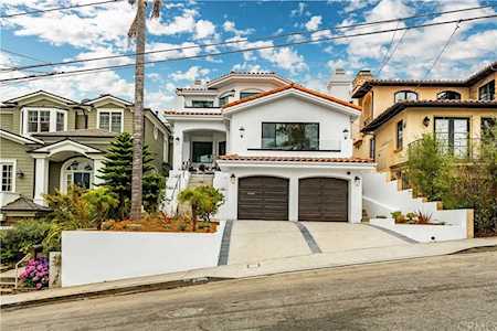 844 10th Street Manhattan Beach, CA 90266