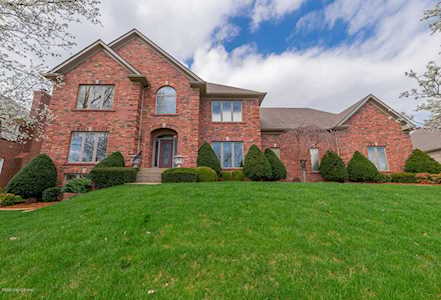 1306 Isleworth Dr Louisville, KY 40245