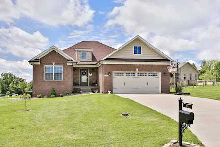 24 Parkers Cove Taylorsville, KY 40071