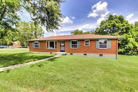 3028 Buenaview Blvd Nashville, TN 37218