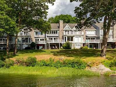8 Hawkswood #Eight Amesbury, MA 01913