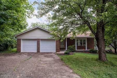 5504 Wearren Rd Crestwood, KY 40014