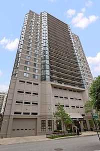 33 W Delaware Place #11H Chicago, IL 60610
