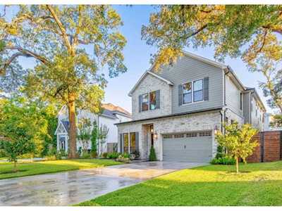 931 W 42nd St Houston, TX 77018