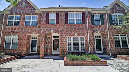 6134 Madison Crest Ct Falls Church, VA 22041