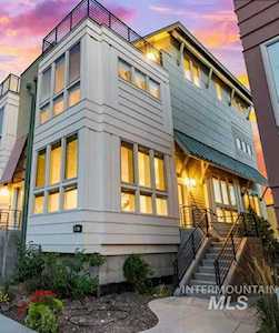 464 E Thurman Mill St Garden City, ID 83714
