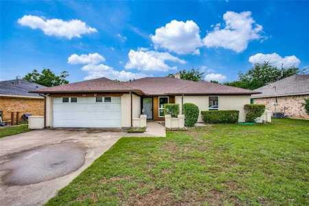6712 Georgia Avenue North Richland Hills, TX 76180