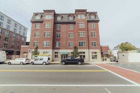 116 Rantoul St #409 Beverly, MA 01915