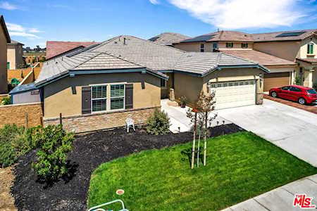5329 Fulmer Court Jurupa Valley, CA 91752