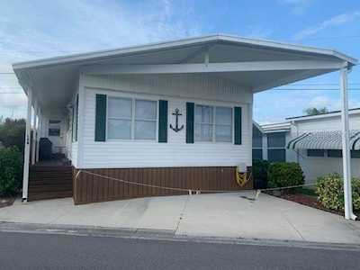 136 S Park Dr Venice, FL 34285