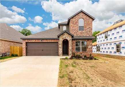 1425 Fifth Ave Lowell, AR 72745