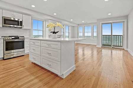 155 Nantasket Ave #404 Hull, MA 02045