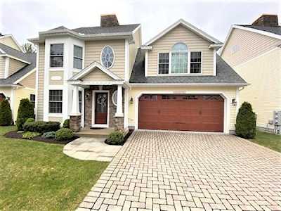 4 Kensington Way #4 Tewksbury, MA 01876