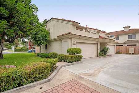 11508 216th Street Lakewood, CA 90715
