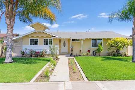 2459 W Cerritos Avenue Anaheim, CA 92804