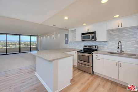4337 Marina City Drive #439 Marina Del Rey, CA 90292