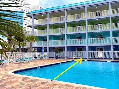 445 S Gulfview Blvd #113 Clearwater, FL 33767