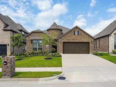 591 Mountcastle Drive Rockwall, TX 75087
