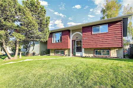 413 Huntley Way NE Calgary, AB T2K 4Z7