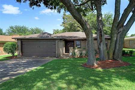 1432 Timberline Drive Benbrook, TX 76126