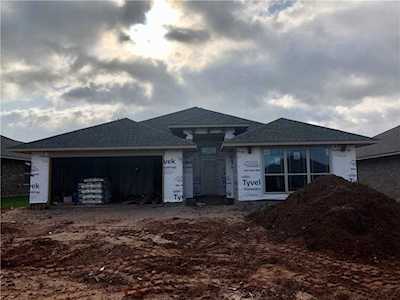 1012 Hickory Creek Dr Yukon, OK 73099