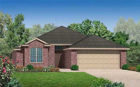 11633 SW 8th Circle Yukon, OK 73099