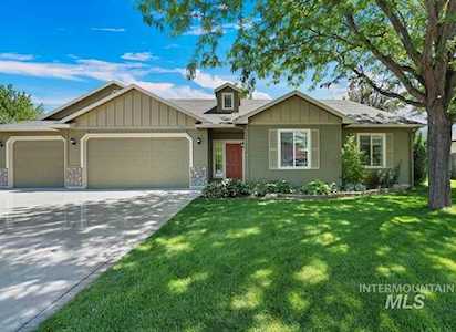 1973 W Red Feather Way Meridian, ID 83646