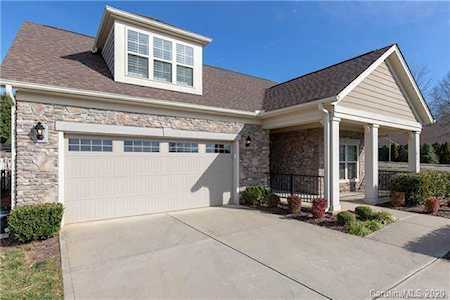 165 Brawley Point Circle Mooresville, NC 28117