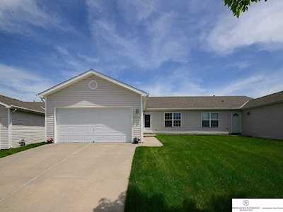 2334 NW 47 St Lincoln, NE 68524