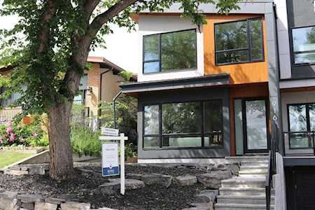 916 31 Avenue NW Calgary, AB T2K 0A5