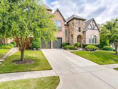 121 Santa Rosa Way Irving, TX 75062