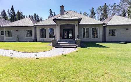 23 Highlands Terrace Bragg Creek, AB T0L 0K0