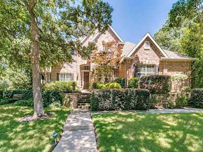 3004 Native Oak Drive Flower Mound, TX 75022
