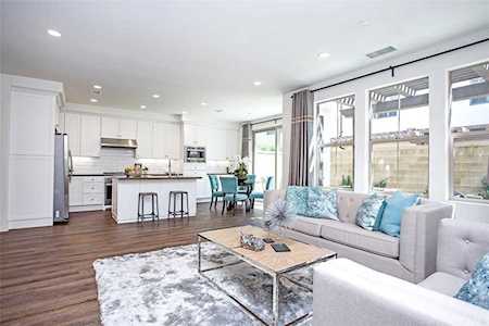 135 Augustine Irvine, CA 92618