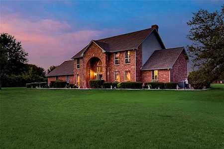 23 Meadowcreek Drive Melissa, TX 75454