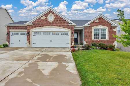 33 Fern Brook Ofallon, MO 63366